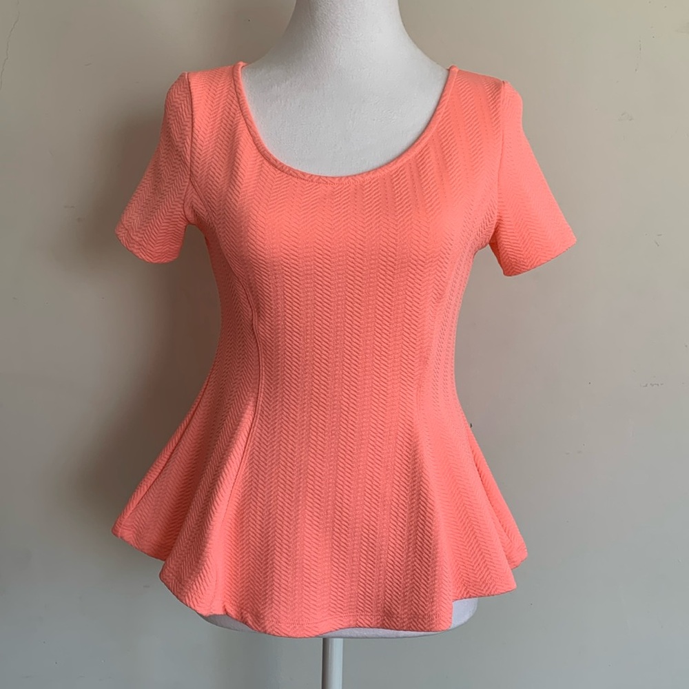Women’s Peplum Top